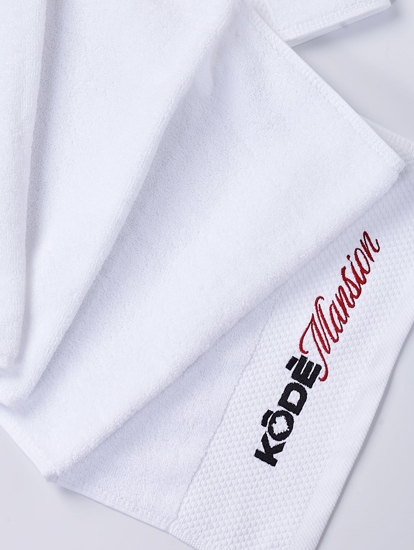 Kôdè Mansion Towel (2 Sets)